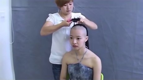 Sexy headshave 1