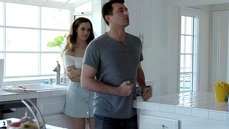 Deep fucking the hot stepdaughter in the morning